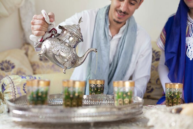 Family Dinner in Fes With Tea and Fun Stories - Traditional Moroccan Menu