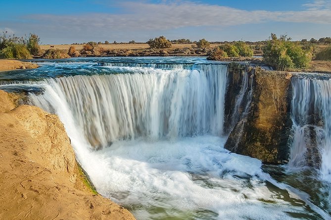 Fayoum Oasis Tour to Karanis, Qarun Lake, Wadi El Rian Waterfalls - Discovering the Rich Bird Life of Lake Qarun