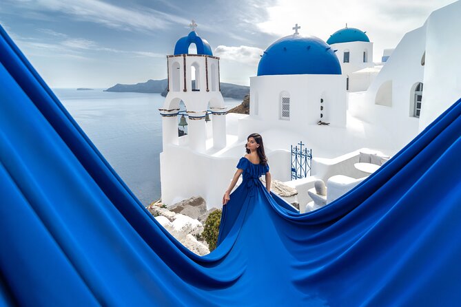 Flying Dress © Photoshoot in Santorini: Mr. President Package - Delivery Timeline