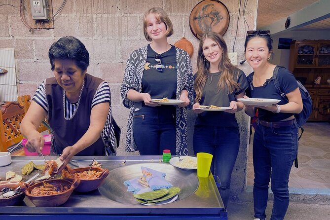 Food Experience in Middle Class House in Teotihuacan Pyramids - Inclusions