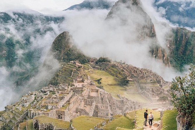 From Cusco to Machu Picchu FULL DAY - Meeting and Pickup