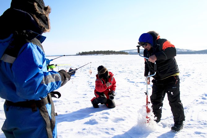 From Ivalo: Ice Fishing Safari to Lake Inari, Reindeers & Lunch - Itinerary and Activities