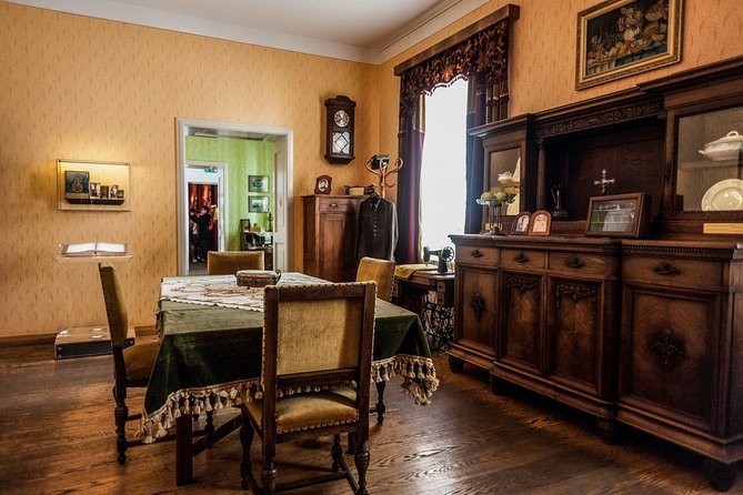 From Krakow: The Black Madonna of Czestochowa & John Paul II Family Home - Meeting and Pickup Details
