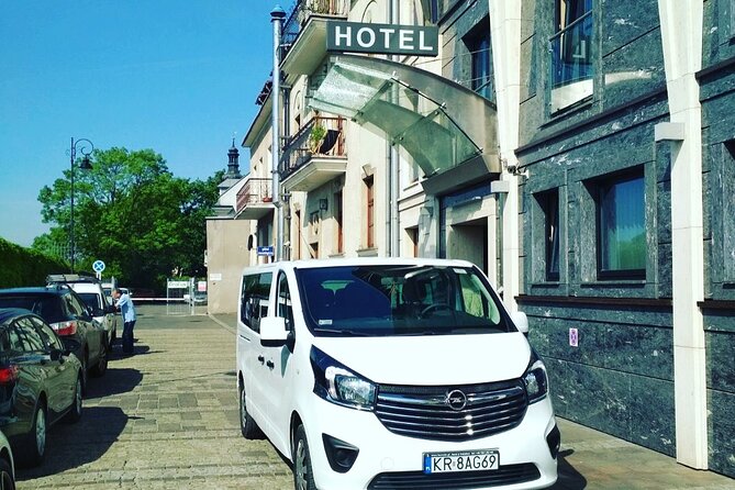 From Krakow to Budapest Airport Private Transfer - Operating Hours