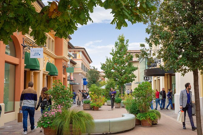 From Milan Fidenza Shopping Express The Bicester Collection - Transportation and Meeting Details