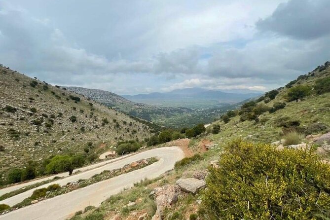 Full-Day 4x4 Self-Drive Safari in East Crete With Lunch - Lunch and Beach Visit