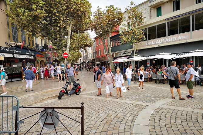 Full Day Aix En Provence, Cassis and Marseille - Discovering Cassis