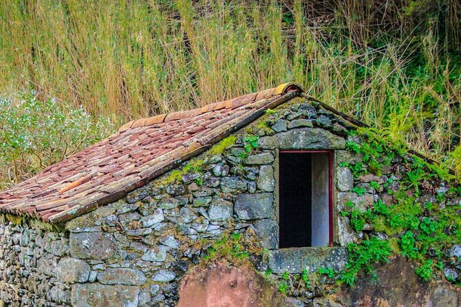 Full Day - Hiking Trail Ribeira Funda-Maia - Whats Included in the Tour