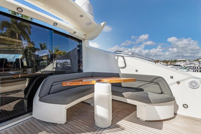 Full-Day Private 82 Luxury Mega Yacht Charter in Fajardo - Onboard Amenities and Entertainment