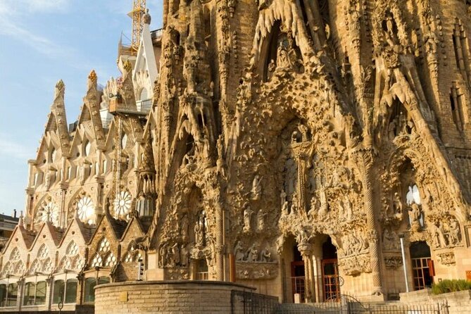 Full-Day Private Guided All Inclusive Barcelona Shore Excursion - Whats Included