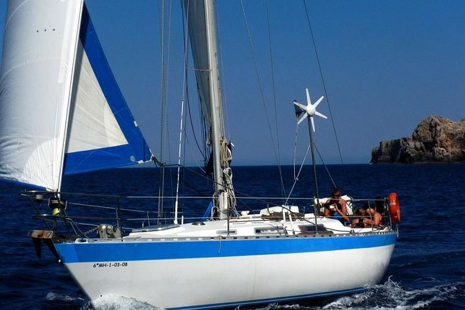 Full-day Sailing Experience in Menorca - Included Amenities