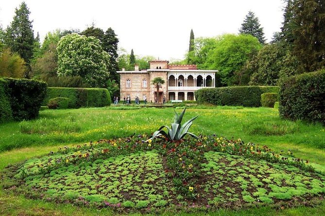 Full Day Tour in Sighnaghi Bodbe Tsinandali From Tbilisi - Itinerary and Experience