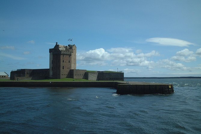 Glamis Castle and Bonnie Dundee Tour From Dundee - Availability and Booking