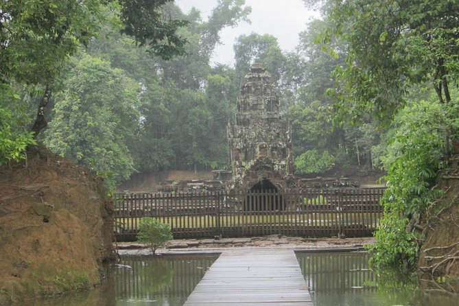 Grand Circuit With Banteay Srei and Banteay Samre Tour - Pickup Information