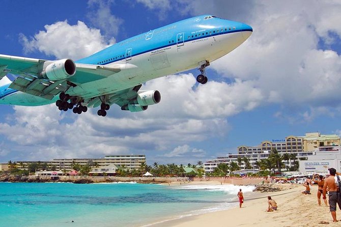 Group 11 and More Airport/Hotel Roundtrip - Vehicle Comfort and Amenities