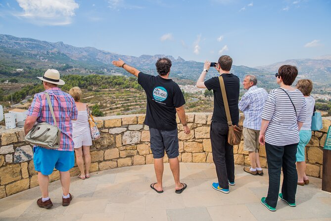 Guadalest Valley and Town Guided Tour - Exploring Guadalests Historic Town