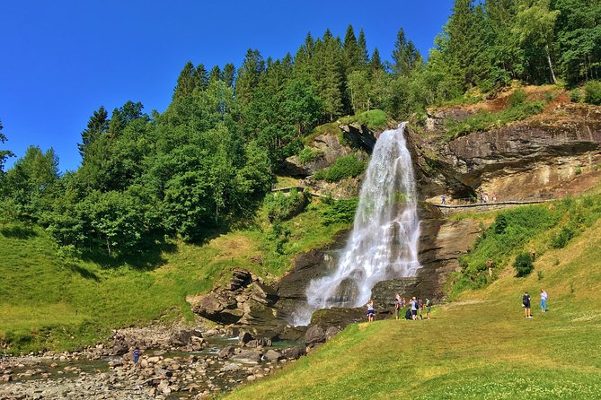 GUIDED GROUP TOUR: Queen of the Fjords: Mini-Tour From Bergen, 6 Hours - Pickup and Logistics