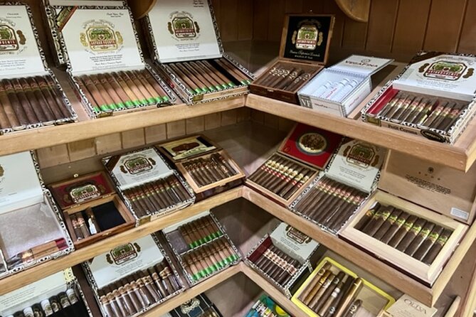 Guided Shopping Tour - Souvenirs, Premium Rum, Chocolate Factory, Cigar Factory - Pickup Information
