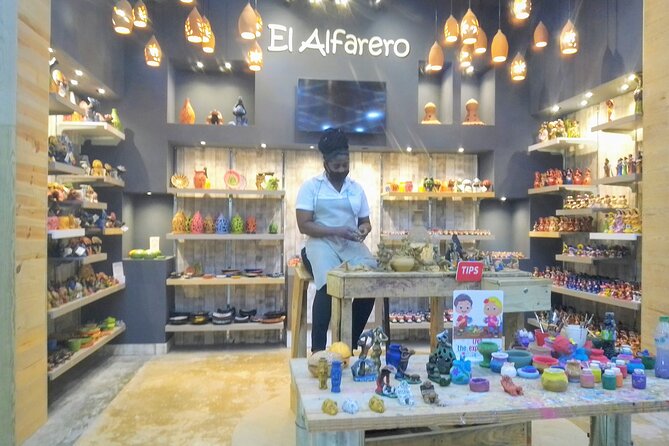 Guided Shopping Tour to Bella Mare Store (Cigars, Chocolate, Rum and Souvenirs) - Experience Highlights