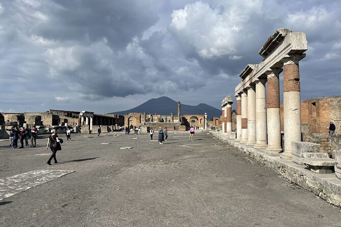 Guided Tour Pompeii and Vesuvius From Positano Skip the Line - Pickup Details