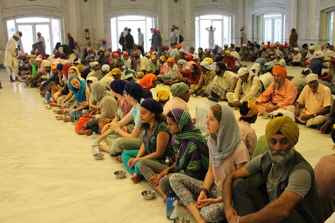 Guided Tour to Golden Temple With Punjabi Breakfast - Punjabi Breakfast Experience