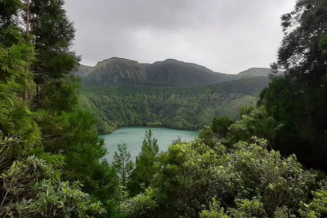 Guided Visit to the Crater and Volcano of Lagoa Das Sete Cidades - Pricing and Inclusions