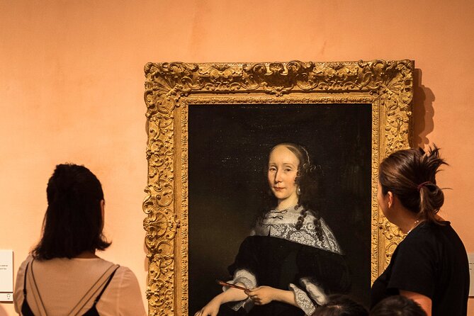 Guided Visit to Thyssen-Bornemisza Museum - Meeting Point and Guide Identification