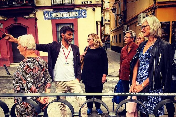 Guided Walking Tour of the Barrio De Santa Cruz - Pricing Details