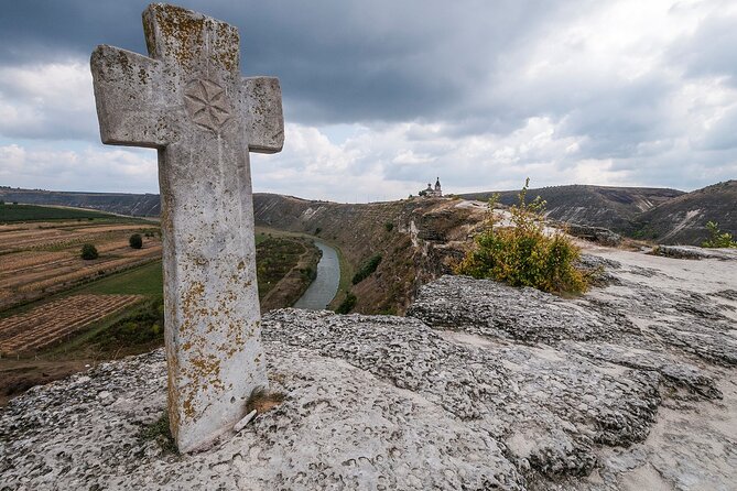 Half-Day Private Guided Tour of Orheiul Vechi and a Farmhouse - Meeting and Pickup