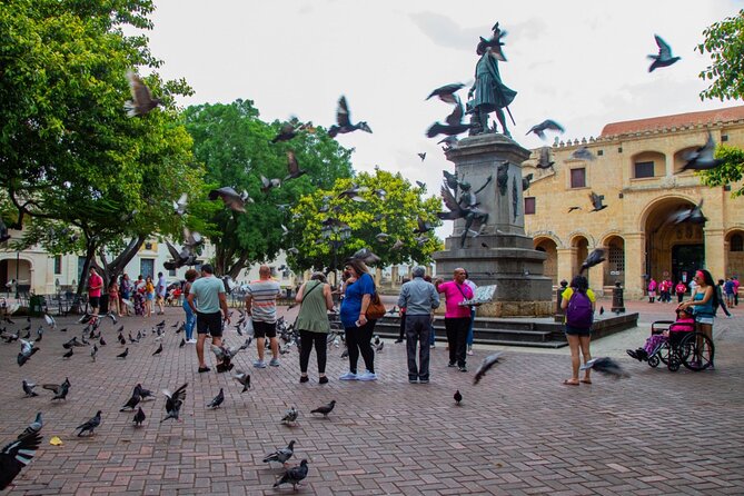 Half Day Walking Tour in the Colonial Zone of Santo Domingo - Meeting and Pickup