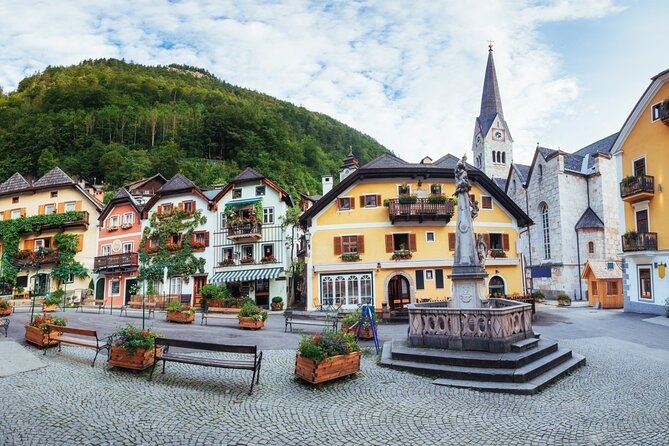 Hallstatt Small Group Day Trip From Vienna - Accessibility and Capacity