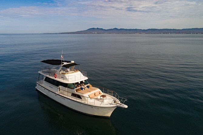 Hatteras 58-61 Luxury Yacht in Puerto Vallarta & Nuevo Nayarit - Amenities and Inclusions