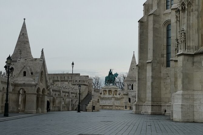 Historical and Cultural Walking Tour in Budapest - Meeting Point and Tour Duration