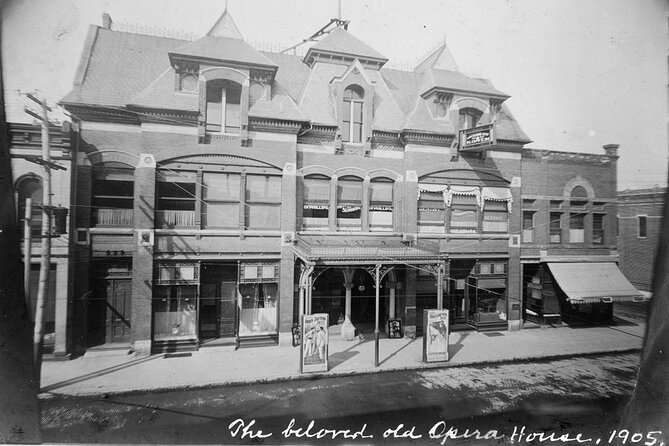Historical Downtown Eau Claire: A Self-Guided Walking Tour - Accessing the Tour