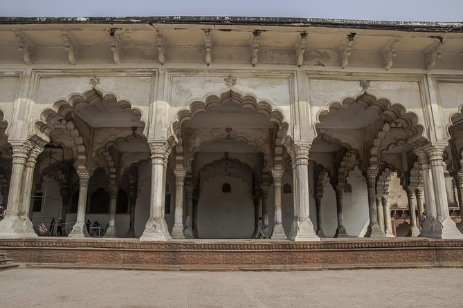 Hyderabad to Taj Mahal and Agra Fort Same Day Tour With Flights - Itinerary Highlights