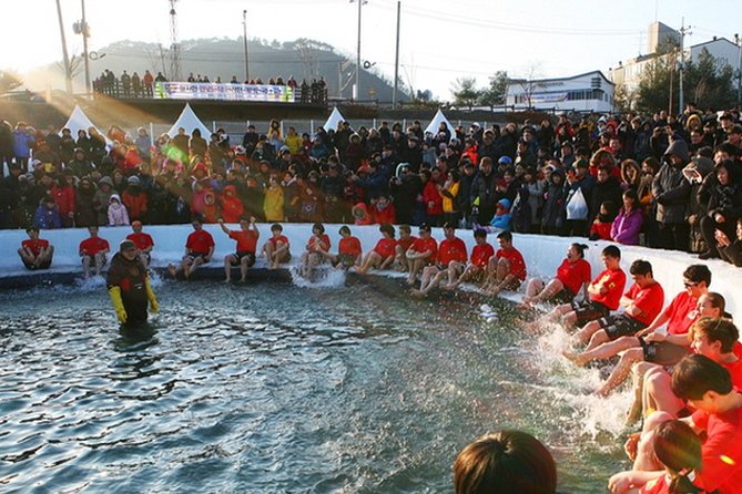 Ice Fishing Tour - Hwacheon Sancheoneo Ice Festival Day Trip From Seoul - Exciting Activities Included
