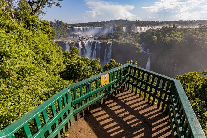 Iguassu Brazilian Side - Private Tour - Exclusive Gran Meliá Iguazú - Exploring Rainforest Trails