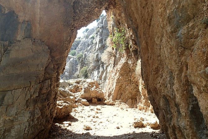 Imbros Gorge and Sfakia Full-Day Hiking Tour From Chania - Inclusions and Exclusions
