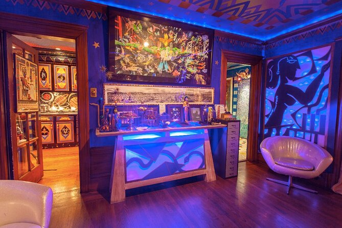 Into the Rabbit Hole: Indoor Tour at The Gregangelo Museum - Navigating the Enchanting Interiors