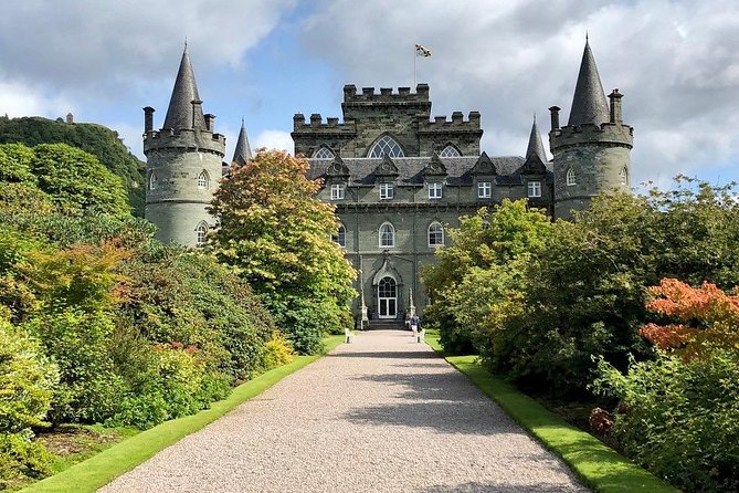 Inverary Castle & Loch Lomond Tour - Exploring Inveraray Town