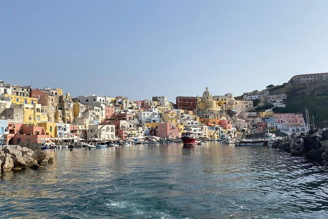 Ischia and Procida Day Cruise - Onboard Amenities