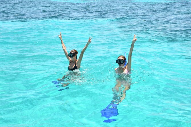 Isla Mujeres Plus by Albatros Catamarans - Inclusions and Amenities