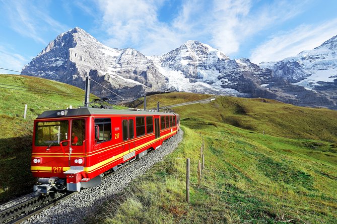 Jungfraujoch Private Tour Review: A Unique Experience - Knowledgeable Guide