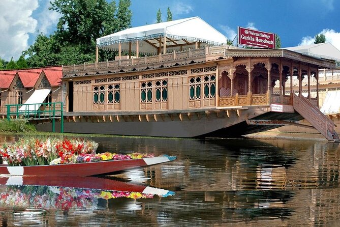 Kashmir Tour 6 Nights / 7 Days - Inclusions and Exclusions