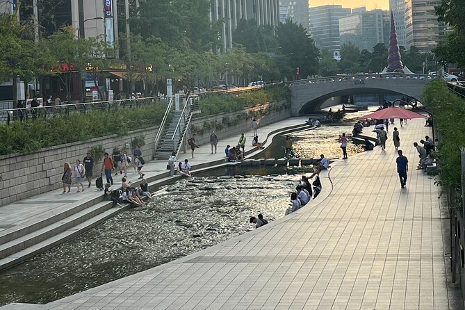 [KoreaByLocal] Authentic Seoul Night Walk and Chicken & Beer - Whats Included