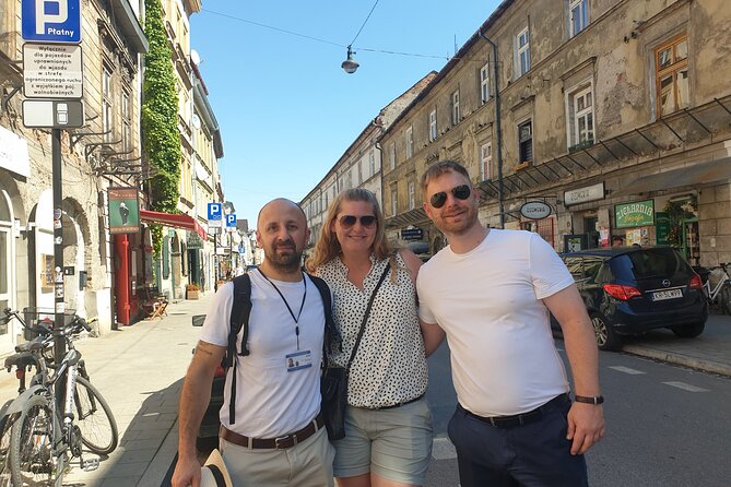 Krakow Jewish Quarter Shared Tour in a Small Group - Synagogues and Religious Sites