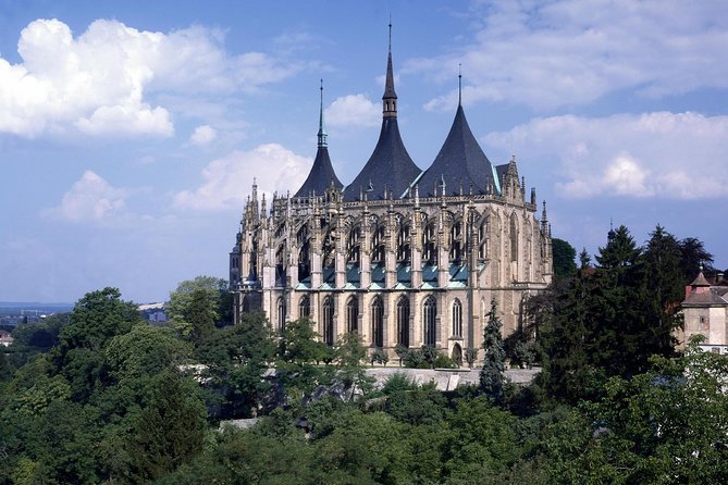 Kutna Hora Half-Day Tour From Prague, Including the Bone Church Kostnice - Key Attractions and Sites