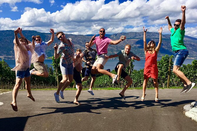 Lake Country Full Day Lunch Wine Tour-Incl. Tastings & Guide Grat - Pickup Information