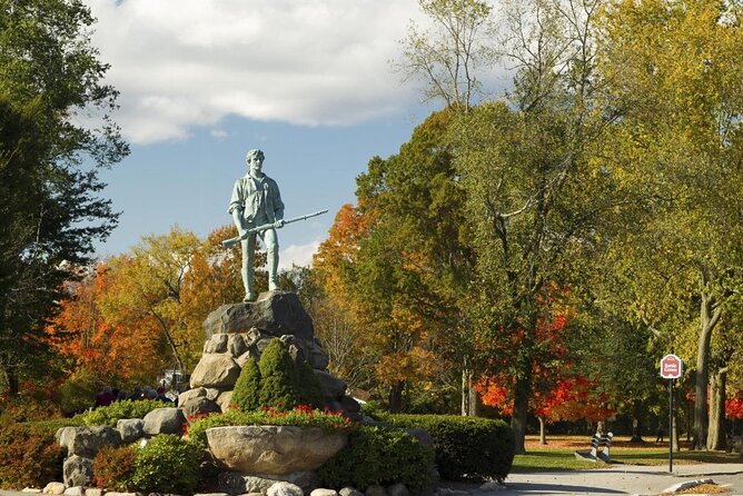 Lexington & Concord 3 Hour Private Tour From Boston, Groups 1-4 - Meeting and Pickup