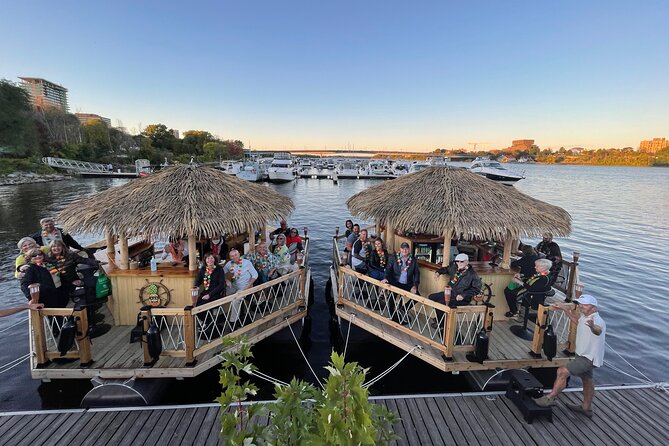 Lilo Floating Tiki Bar on the Ottawa River - Amenities and Comfort Features